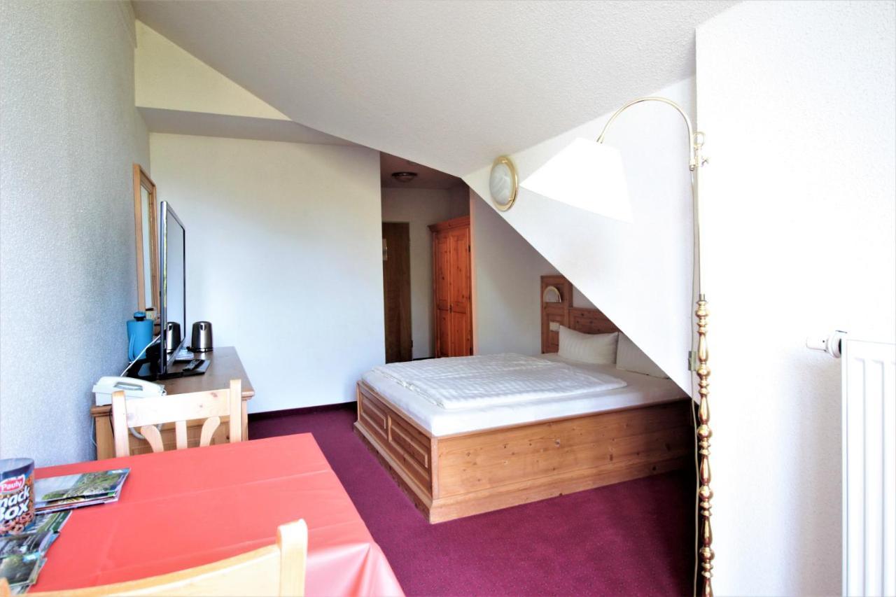 Ruhiges Doppelzimmer Im Hotel Ahornhof 林德伯格 外观 照片